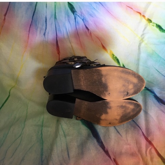 Zigi Soho Lifted Ankle Bootie. sz 8. - Picture 6 of 6